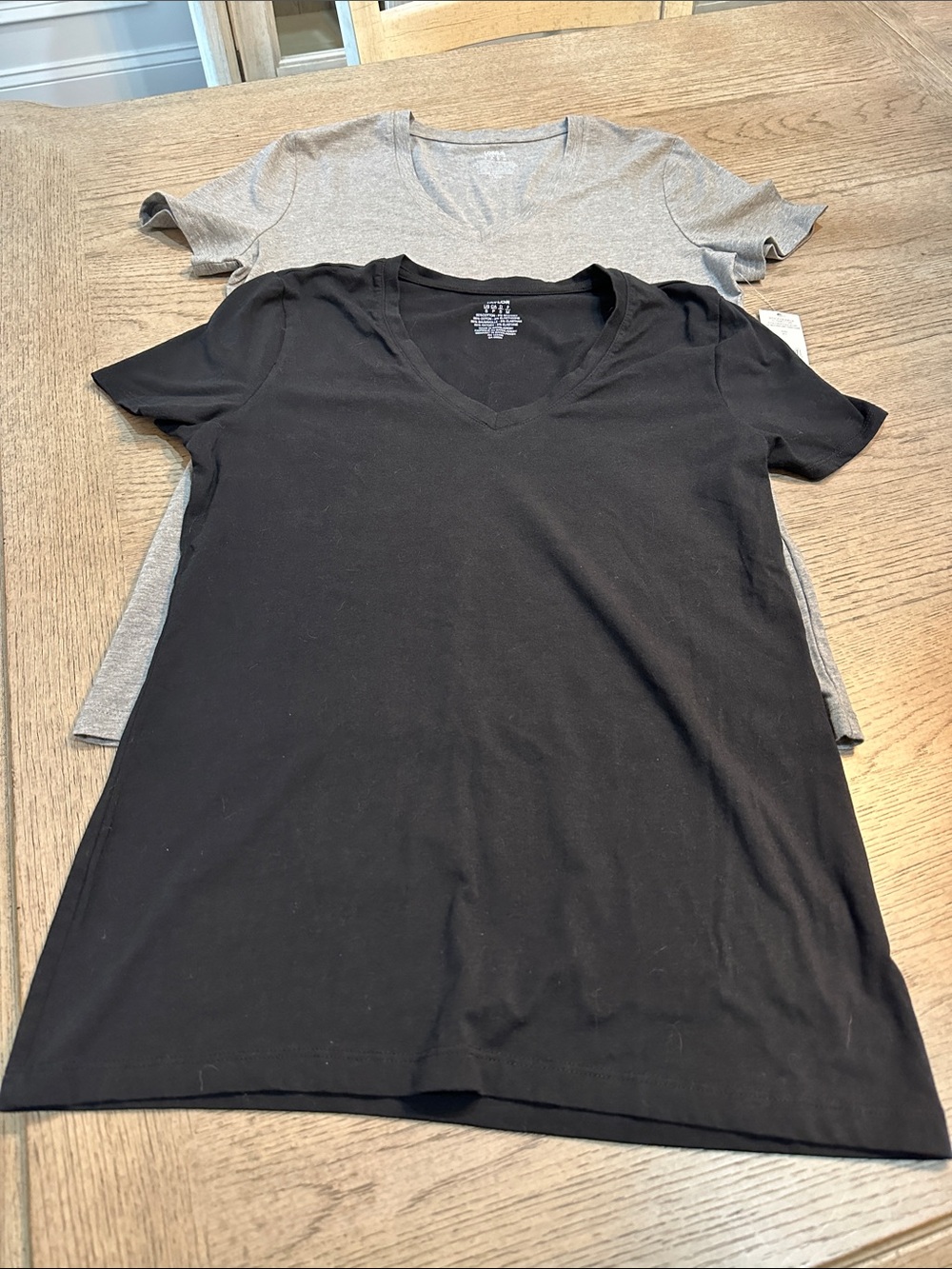 Women’s V-Neck Short Sleeve Tee - Black and Gray